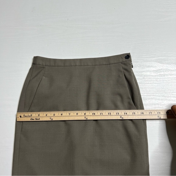 Uniqlo x Carine Roitfeld Tight Fit Pencil Skirt Womens 2 Wool Knee Length - Picture 4 of 16